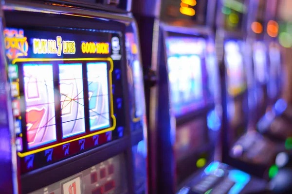 idhoki88 baccarat betting interface showing table limits and player options